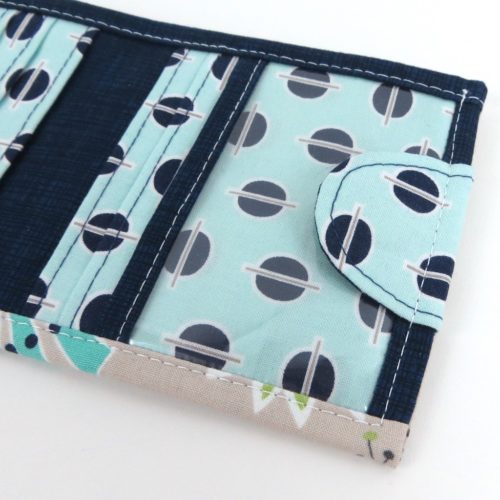 Introducing the Flip Flop Wallet... a small wallet with a LOT of ...